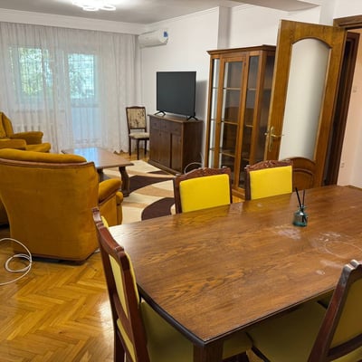 Rental of a spacious 4-room apartment, 108 m², Faleza Nord, Constanta, Romania